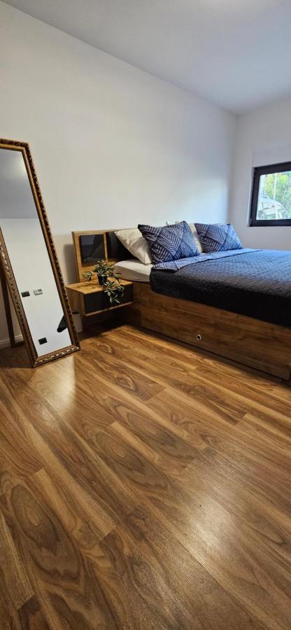 Betty Apartments Borik - Whole Ground Floor Rovigno Esterno foto